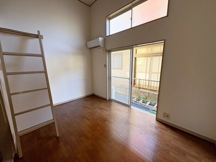 物件内観写真7　(洗濯機置場)