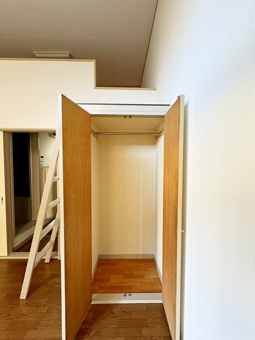 物件内観写真15　(収納)