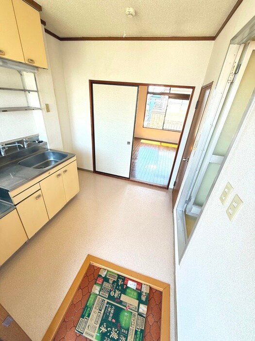 物件内観写真14　(廊下)