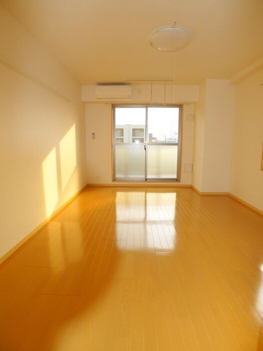 物件内観写真11　(居室)