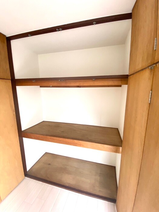 物件内観写真11　(収納)