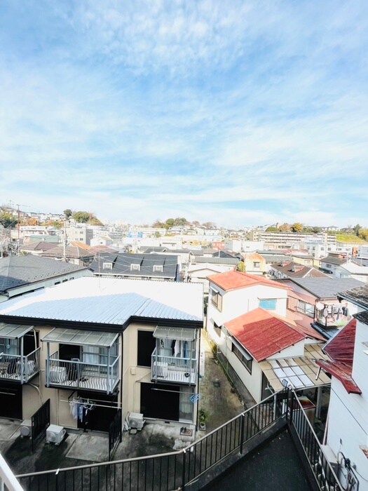 物件内観写真22　(室内からの展望)