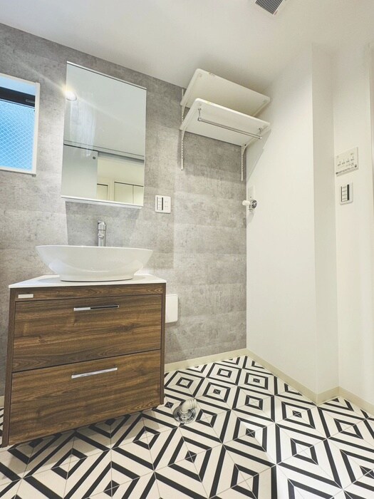 物件内観写真15　(洗濯機置場)