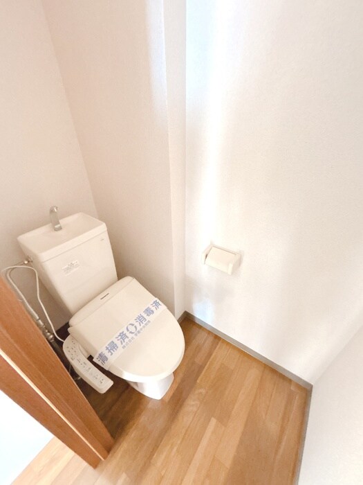 物件内観写真12　(トイレ)