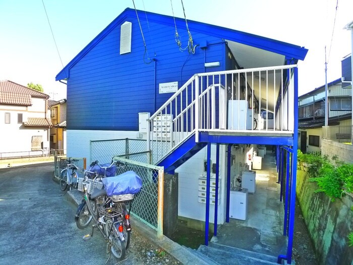 物件外観写真5　(エントランス部分)