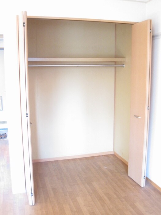 物件内観写真13　(収納)
