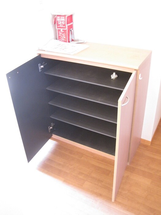 物件内観写真17　(靴箱)