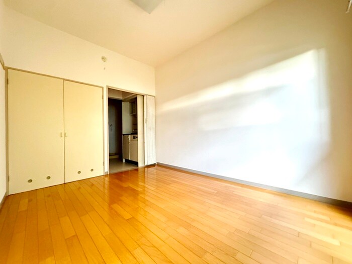 物件内観写真5　(居室)