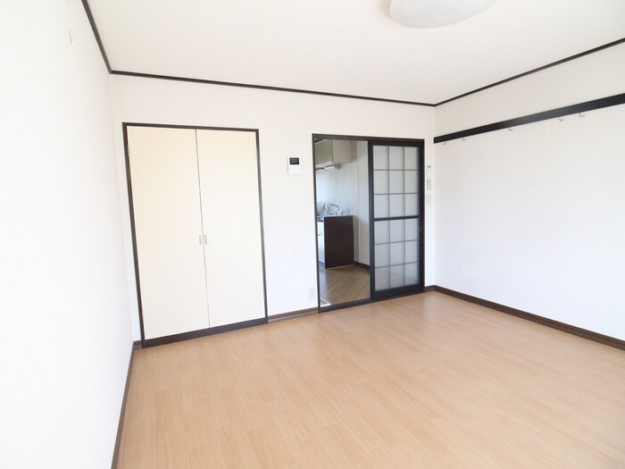 物件内観写真17　(居室)