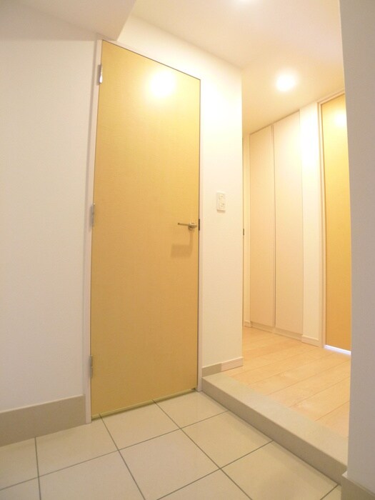 物件内観写真18　(廊下)