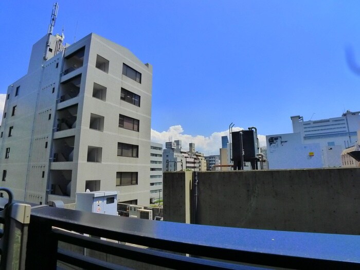 物件内観写真22　(室内からの展望)