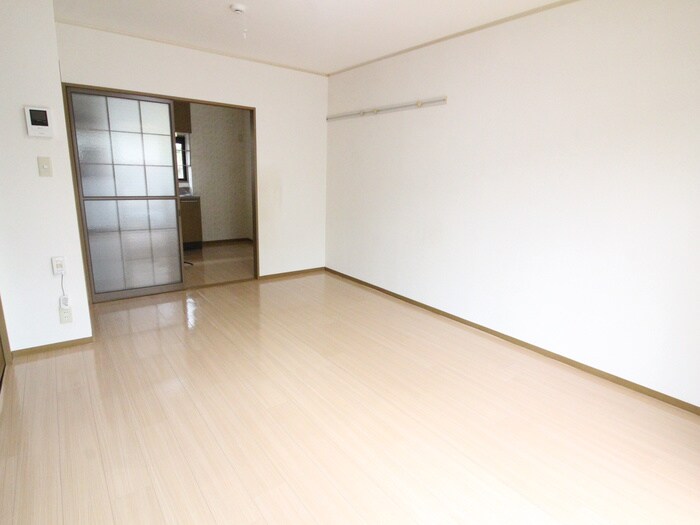 物件内観写真6　(居室)