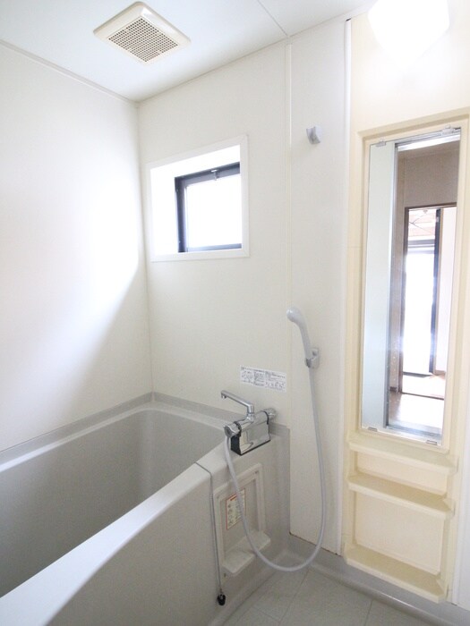 物件内観写真13　(バス／シャワールーム等)