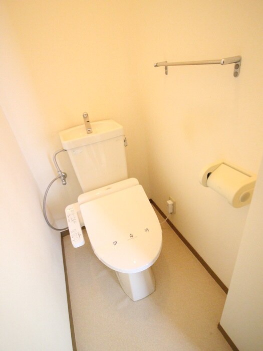 物件内観写真16　(トイレ)