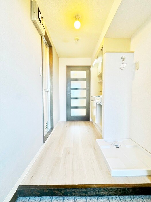 物件内観写真20　(玄関)