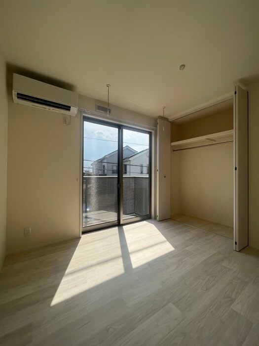 物件内観写真17　(居室)