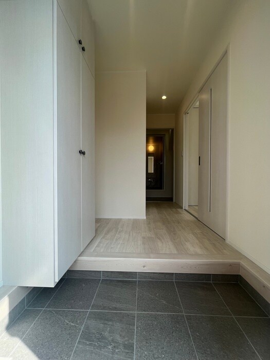 物件内観写真20　(玄関)