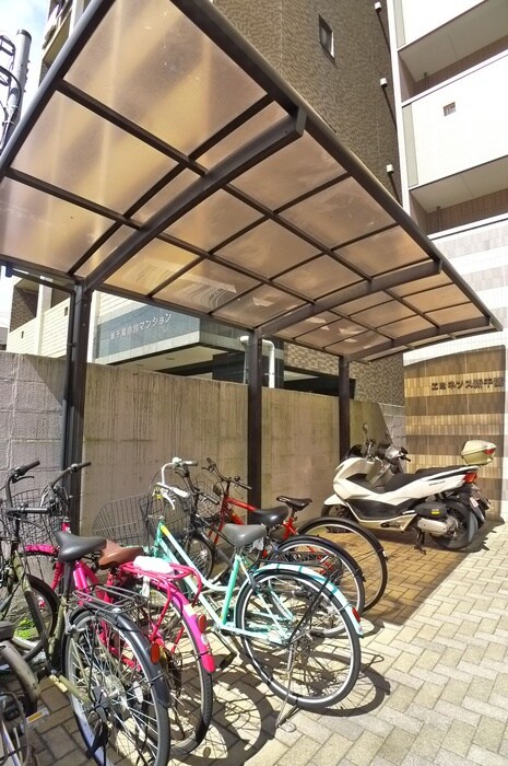 物件外観写真6　(駐輪場)