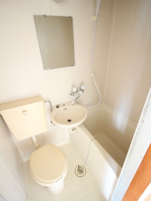 物件内観写真13　(バス／シャワールーム等)