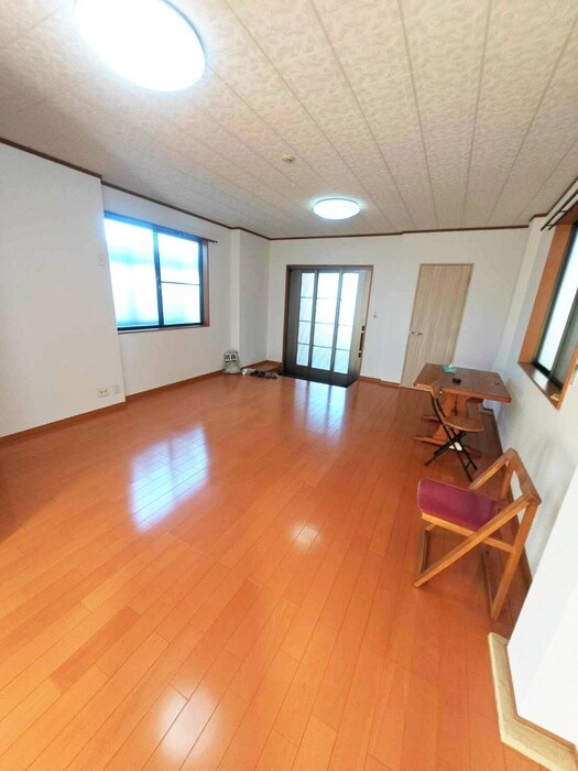 物件内観写真5　(居室)