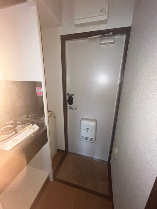 物件内観写真14　(玄関)