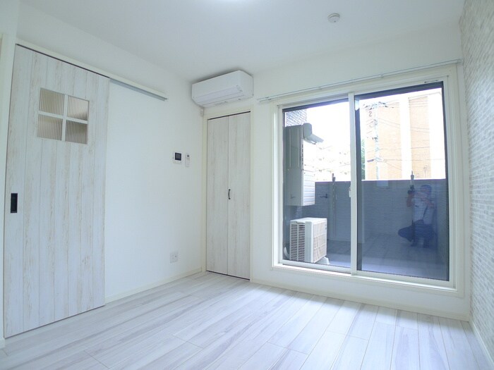 物件内観写真7　(居室)