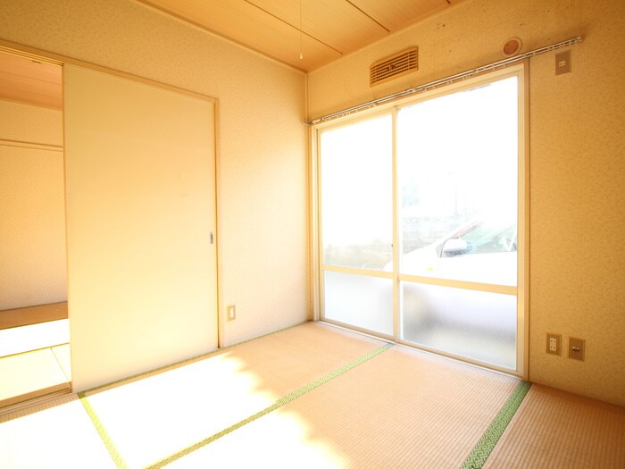 物件内観写真7　(居室)