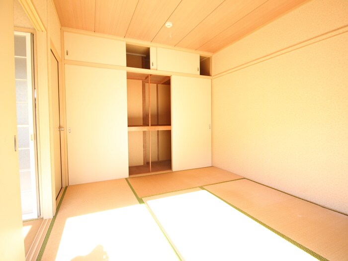 物件内観写真9　(居室)