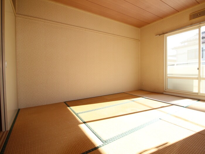 物件内観写真9　(居室)