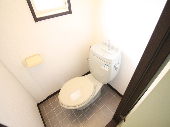 物件内観写真12　(トイレ)