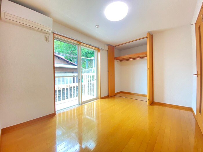 物件内観写真7　(居室)