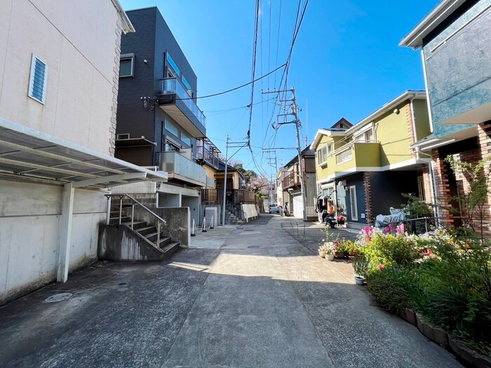 物件外観写真3　(周辺環境)