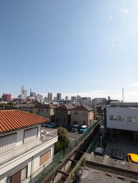 物件内観写真17　(室内からの展望)