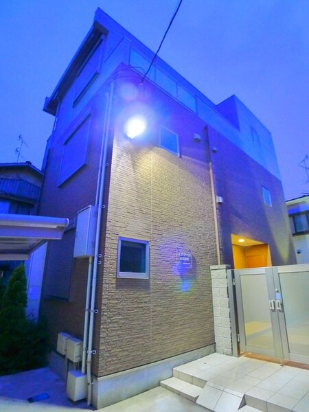 ステラート市川新田外観写真