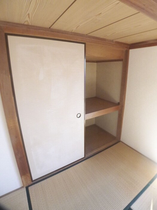 物件内観写真18　(収納)