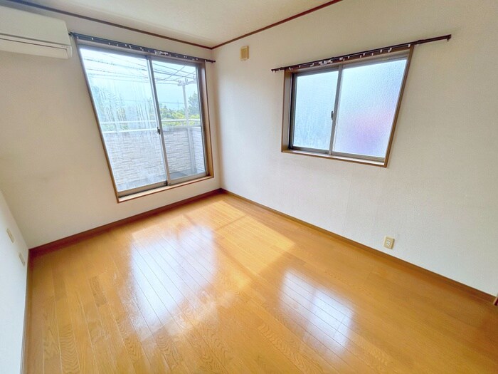 物件内観写真9　(居室)