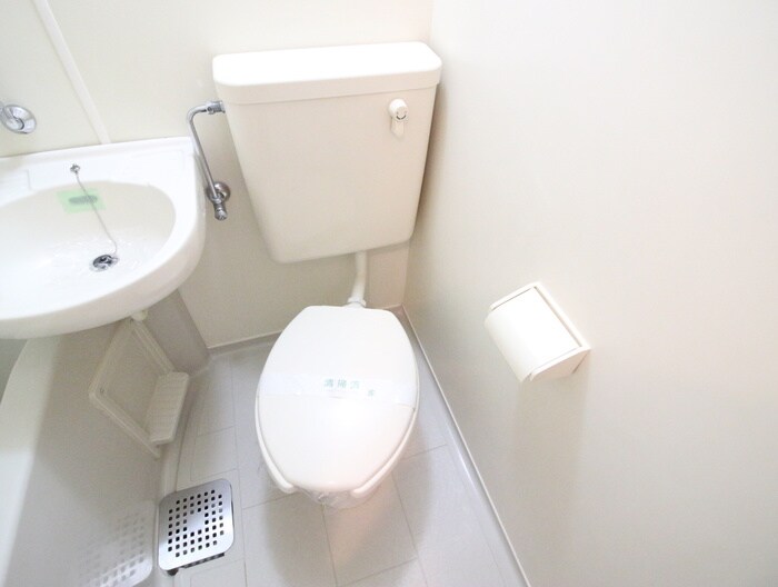 物件内観写真13　(トイレ)