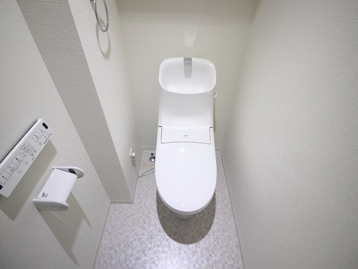 物件内観写真14　(トイレ)