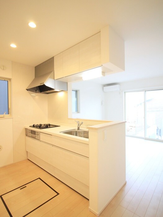 物件内観写真8　(キッチン)