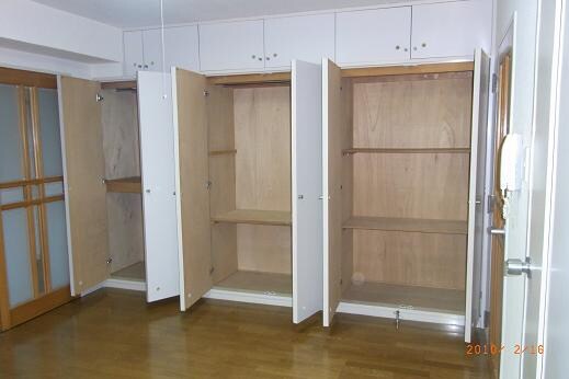 物件内観写真11　(収納)