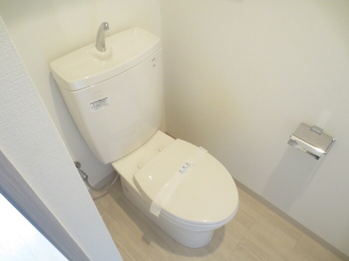 物件内観写真14　(トイレ)