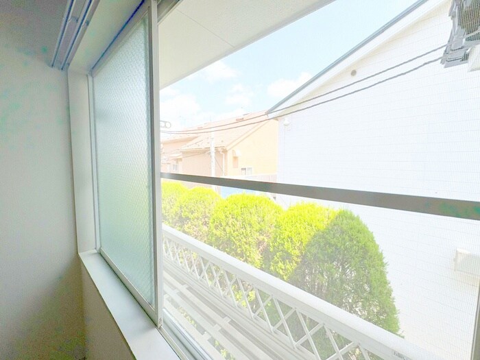 物件内観写真18　(室内からの展望)