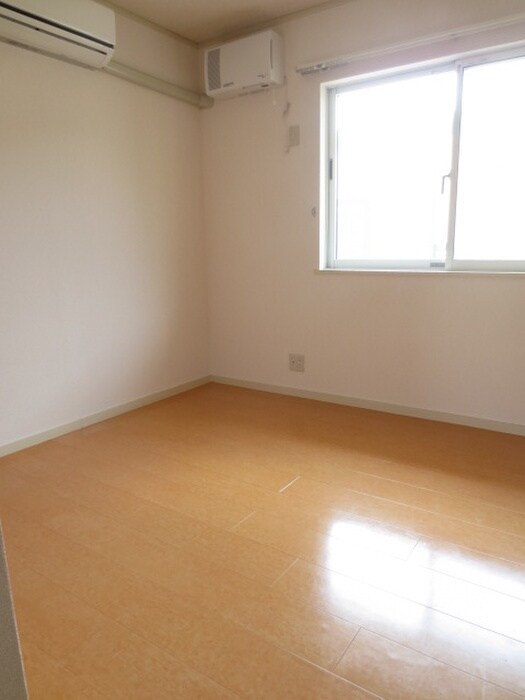 物件内観写真6　(居室)