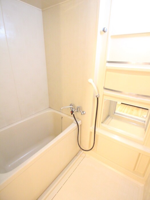 物件内観写真9　(バス／シャワールーム等)