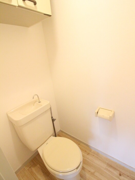 物件内観写真12　(トイレ)