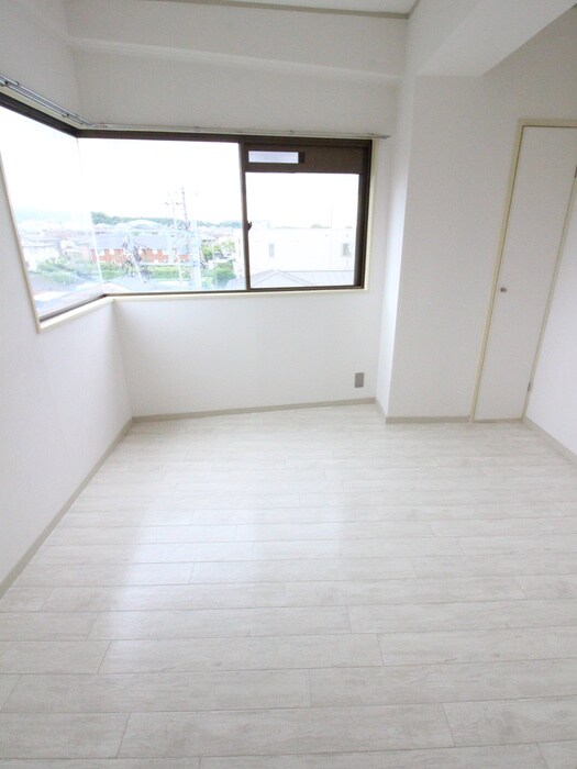 物件内観写真15　(居室)