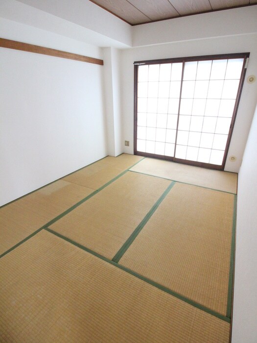 物件内観写真16　(居室)