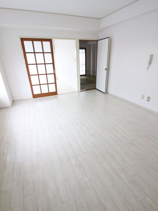 物件内観写真21　(居室)