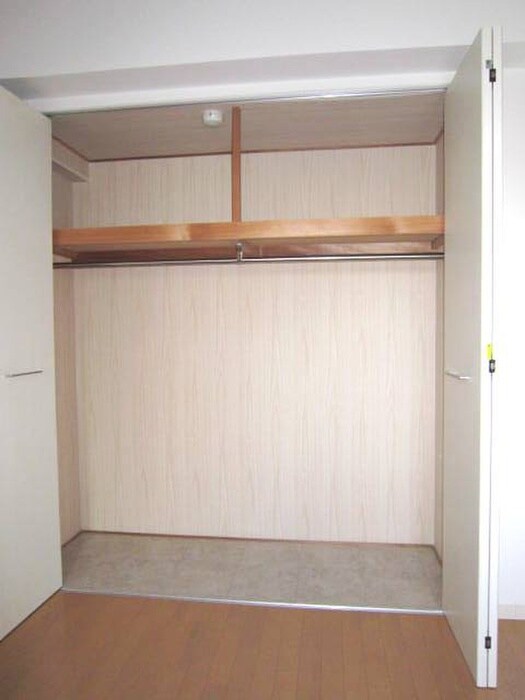 物件内観写真10　(収納)