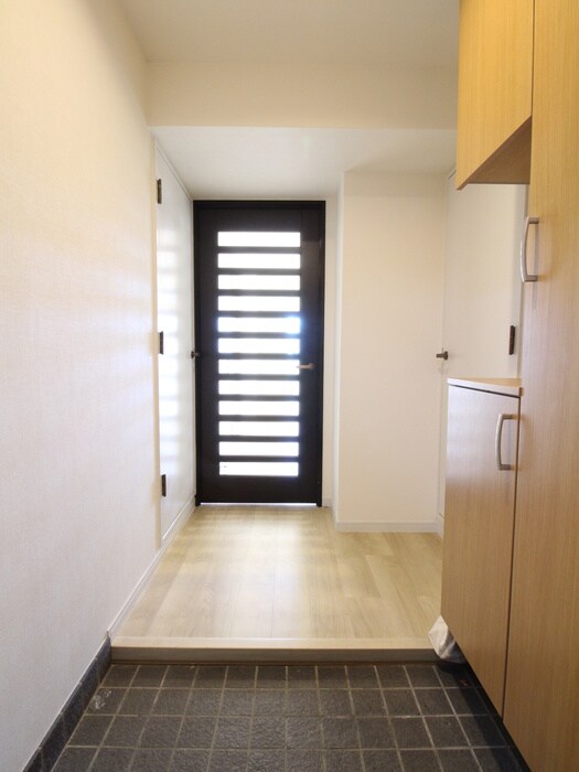 物件内観写真20　(玄関)